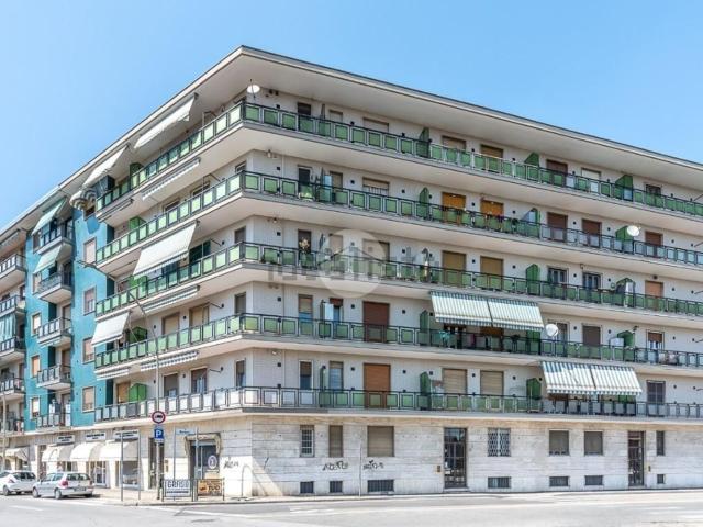 Appartamento in vendita di 81 m² in Via Bengasi, 1