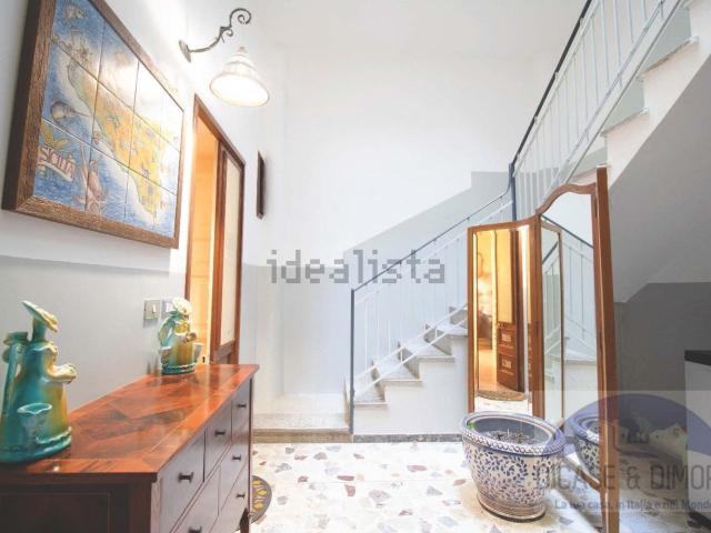 Appartamento in vendita di 81 m² in Via Borgo, 62