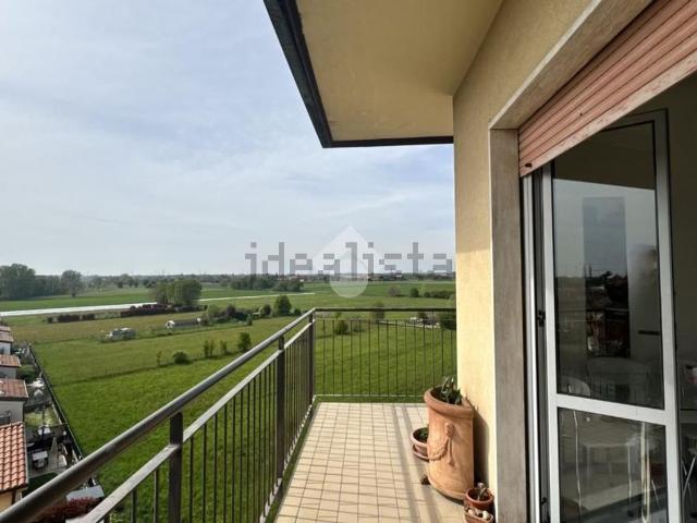Appartamento in vendita di 81 m² in Via Brianza, 29