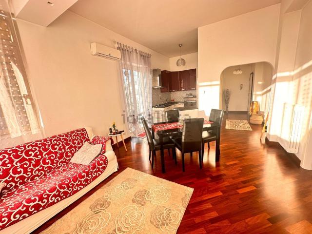 Appartamento in vendita di 81 m² in Via Carlo Lorenzini, 46