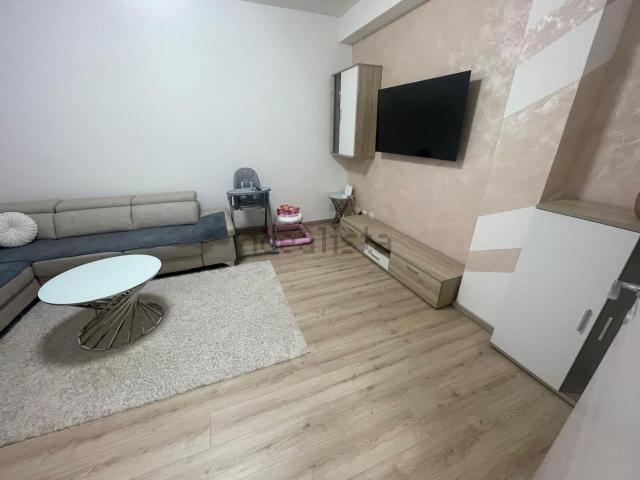 Appartamento in vendita di 81 m² in Via Casteggio