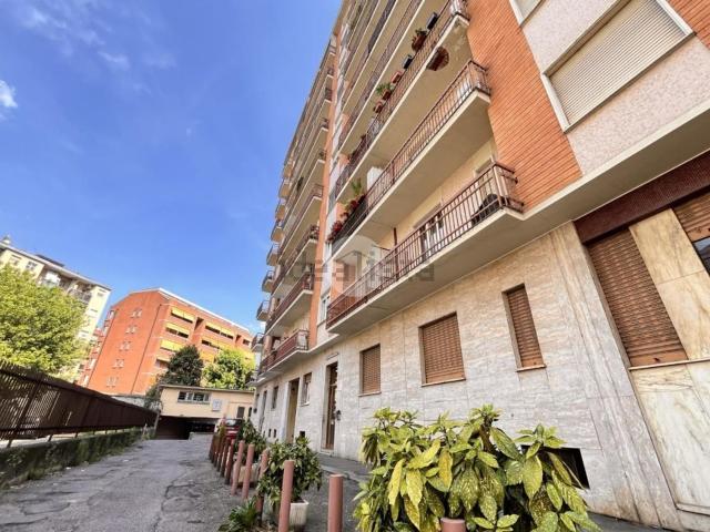 Appartamento in vendita di 81 m² in Via Casteldelfino, 8