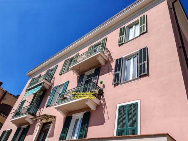 Appartamento in vendita di 81 m² in Via Collasgarba