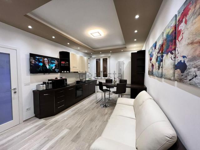 Appartamento in vendita di 81 m² in Via Decumana