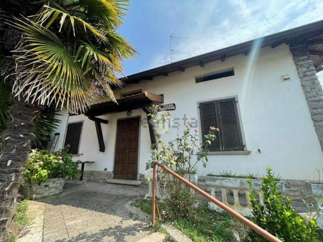 Appartamento in vendita di 81 m² in Via degli Assonica, 107