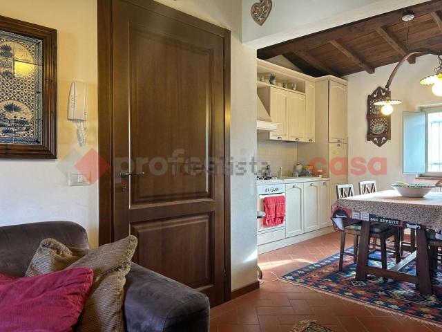 Appartamento in vendita di 81 m² in Via del Bagno, 9