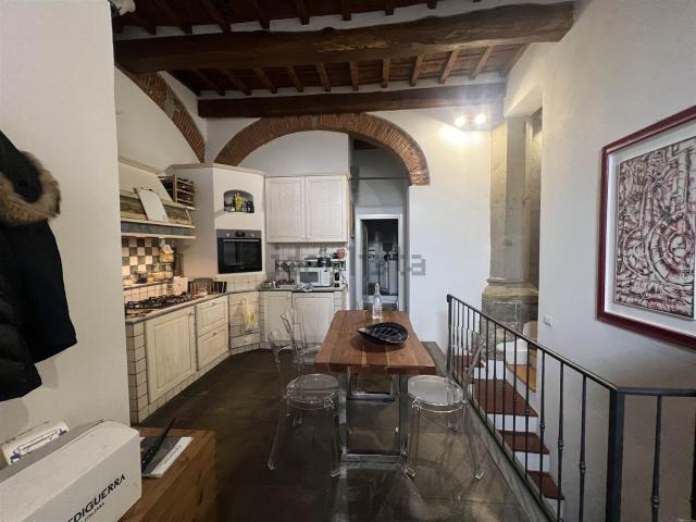 Appartamento in vendita di 81 m² in Via dell&apos Osservatorio