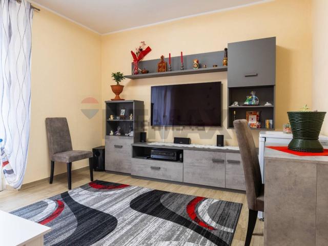 Appartamento in vendita di 81 m² in Via F. Santi, 2