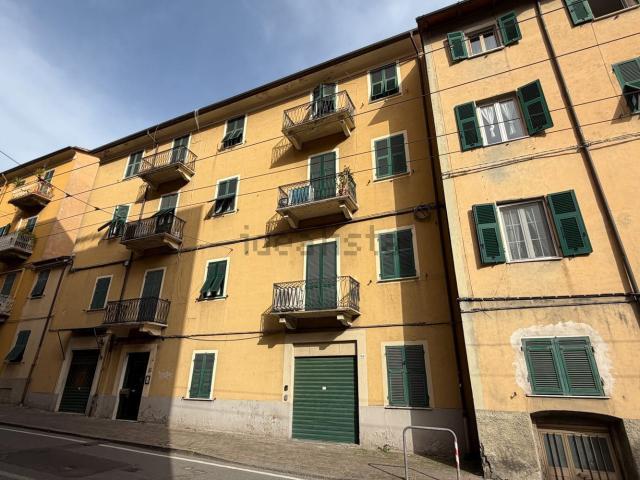 Appartamento in vendita di 81 m² in Via Genova