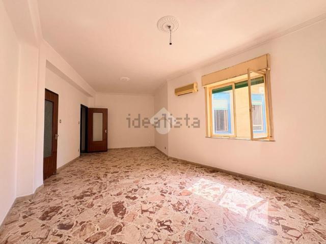 Appartamento in vendita di 81 m² in Via Guadagna, 1