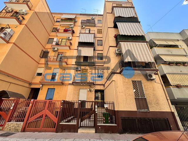 Appartamento in vendita di 81 m² in Via la Spezia, 11