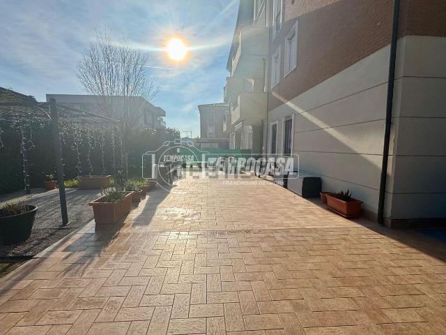 Appartamento in vendita di 81 m² in Via Reno, 50