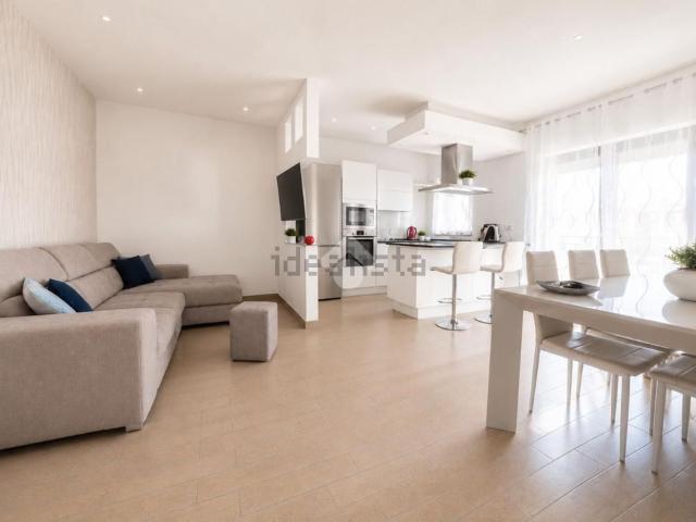 Appartamento in vendita di 81 m² in Via Rita LEVI MONTALCINI, 15