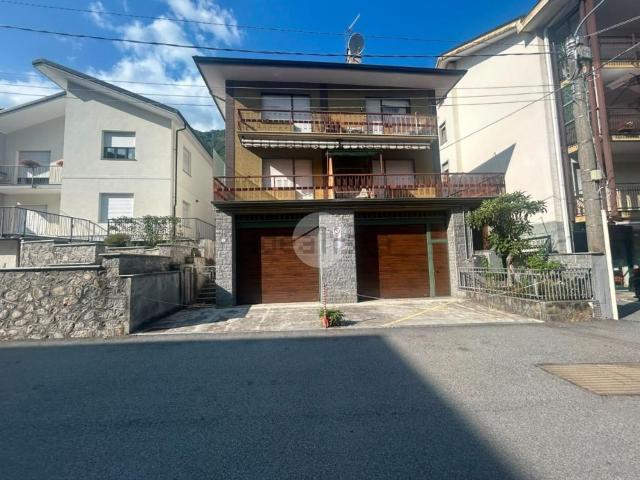Appartamento in vendita di 81 m² in Via Roma, 87