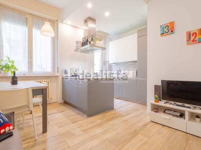Appartamento in vendita di 81 m² in Via Santa Monica