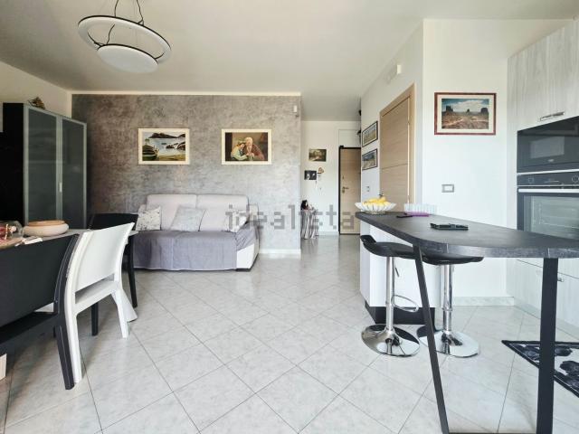 Appartamento in vendita di 81 m² in Via Salvatore Quasimodo, 4