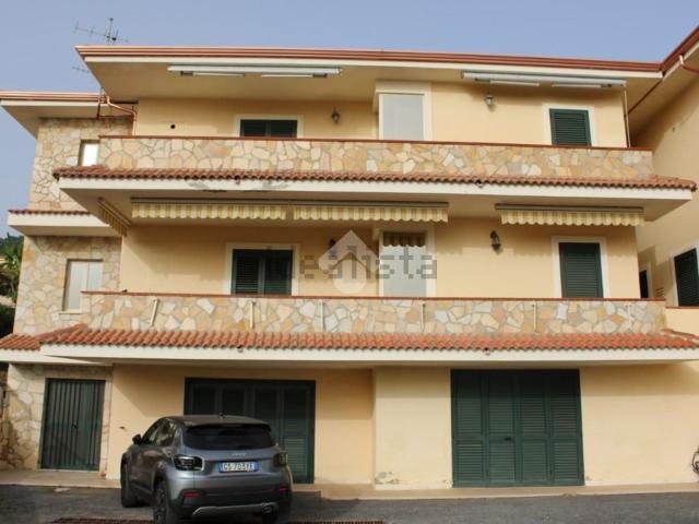 Appartamento in vendita di 82 m² in Contrada Piano delle Donne