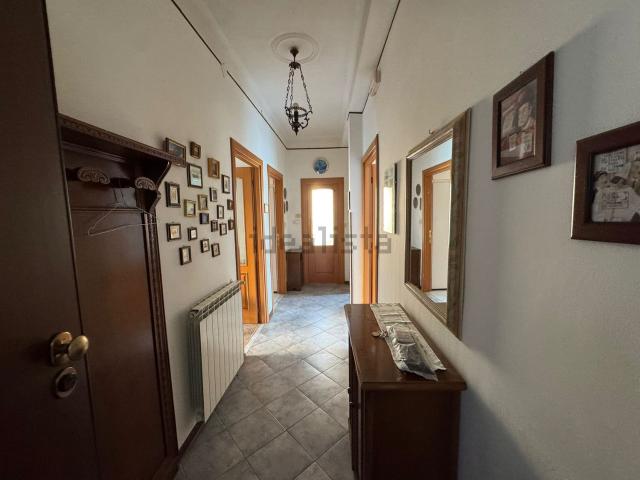 Appartamento in vendita di 82 m² in Corso degli Inglesi, 590