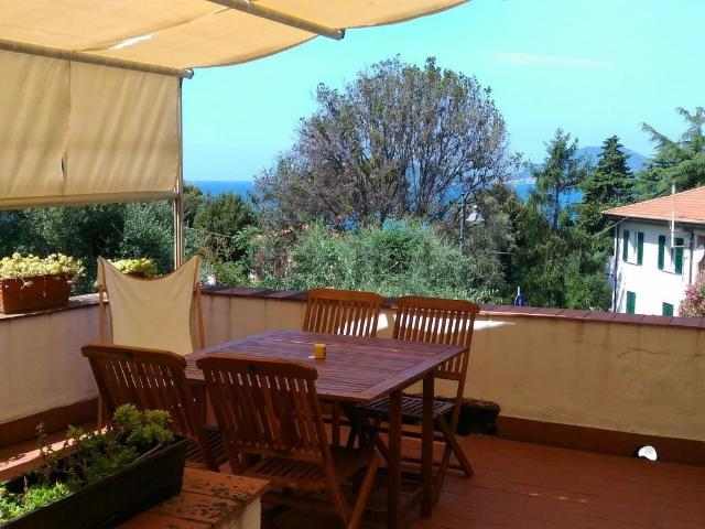 Appartamento in vendita di 82 m² in Località Fiascherino, 82