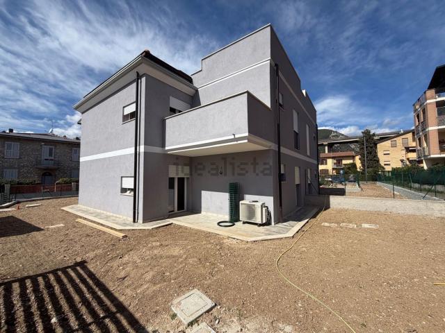 Appartamento in vendita di 82 m² in Via Trevi