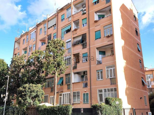 Appartamento in vendita di 82 m² in Via Tuscolana, 1062