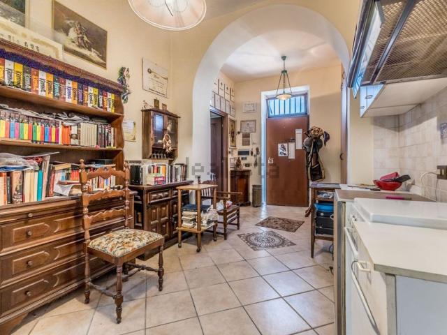 Appartamento in vendita di 82 m² in Via Tuscolana