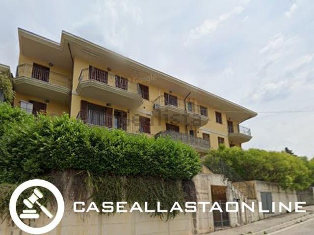 Appartamento in vendita di 82 m² in Via Vincenzo Ottaviani
