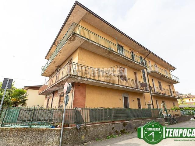 Appartamento in vendita di 82 m² in Via A. Grandi