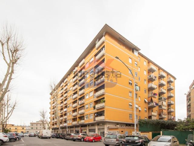 Appartamento in vendita di 82 m² in Via Antonio Baldissera