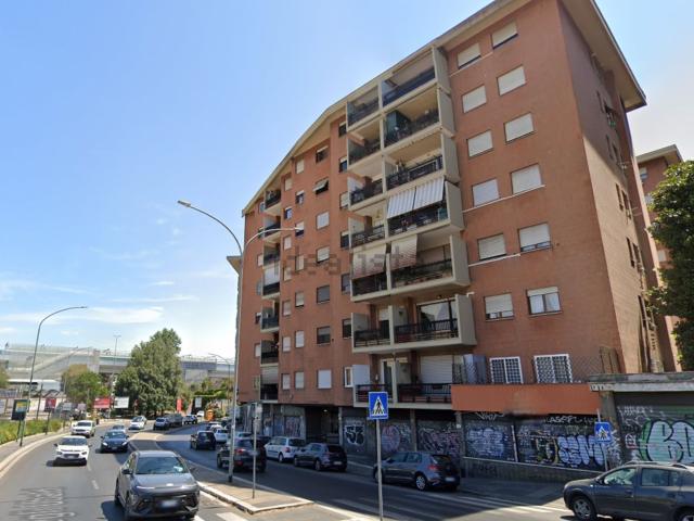 Appartamento in vendita di 82 m² in Via Baldo degli Ubaldi, 372