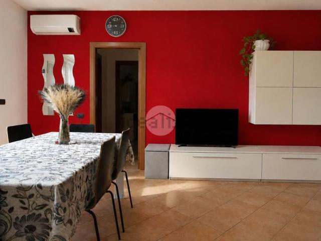 Appartamento in vendita di 82 m² in Via C. Romualdi, 3
