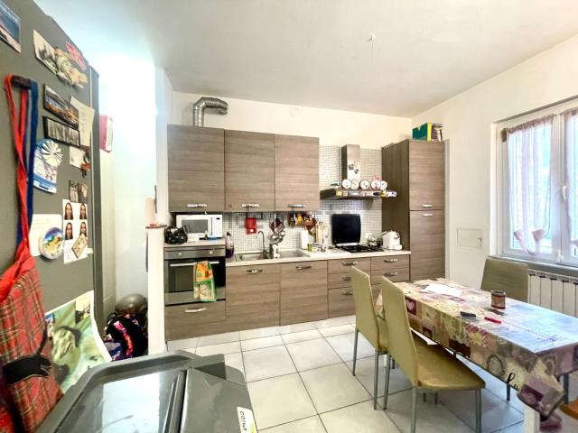 Appartamento in vendita di 82 m² in Via Cantarana