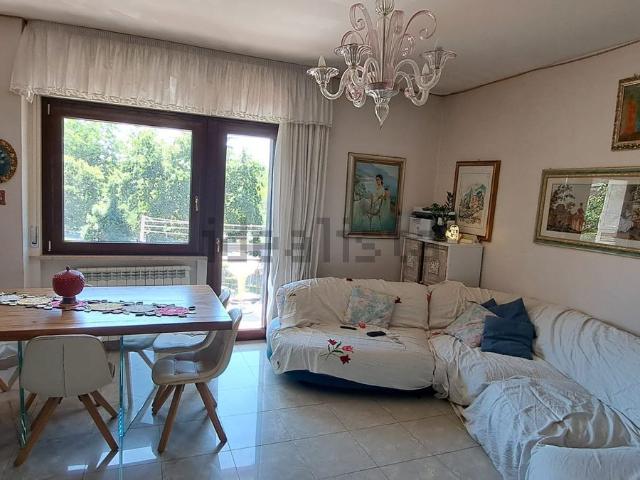 Appartamento in vendita di 82 m² in Via Cencio Baldazzi