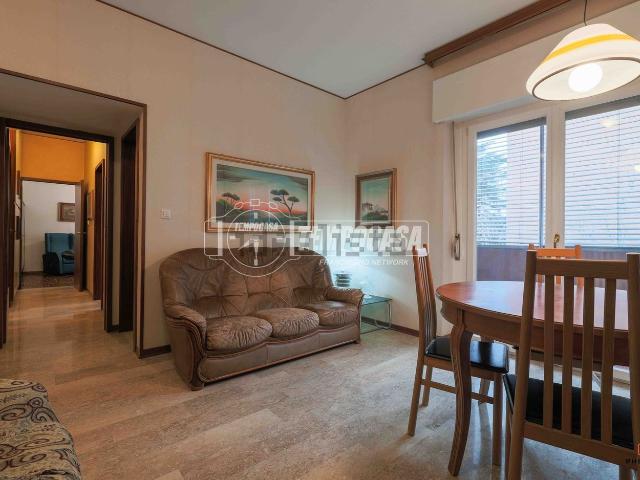 Appartamento in vendita di 82 m² in Via Cracovia