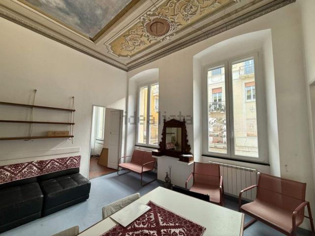 Appartamento in vendita di 82 m² in Via Cristoforo Colombo, 33