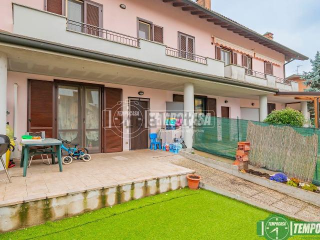 Appartamento in vendita di 82 m² in Via Dante Nicolini, 15