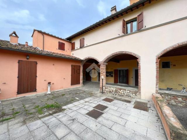 Appartamento in vendita di 82 m² in Via del Paradiso, 122