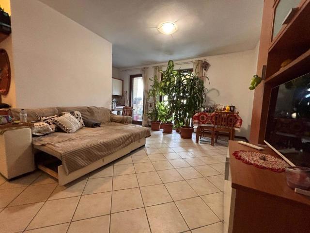 Appartamento in vendita di 82 m² in Via della Gronda