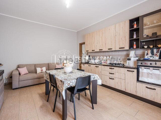 Appartamento in vendita di 82 m² in Via Ercole de Roberti