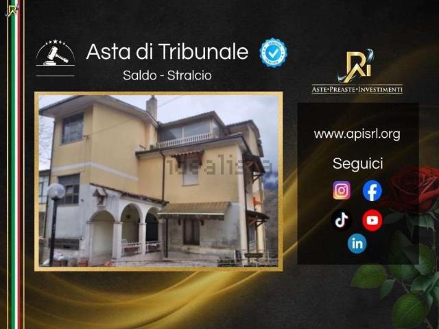 Appartamento in vendita di 82 m² in Via Filettino, 40