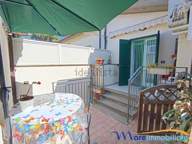 Appartamento in vendita di 82 m² in Via Francesco Petrarca Loc. Marina grosseto, 84