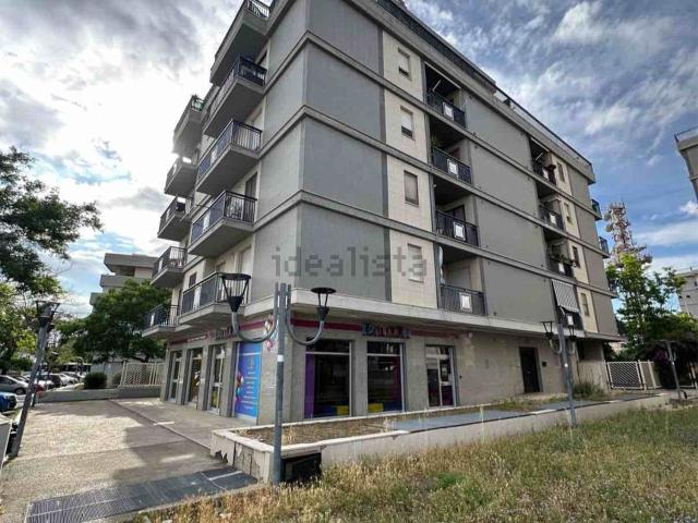 Appartamento in vendita di 82 m² in Via G. de Petra, 5