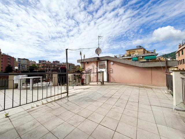 Appartamento in vendita di 82 m² in Via Gabriele Rossetti, 10