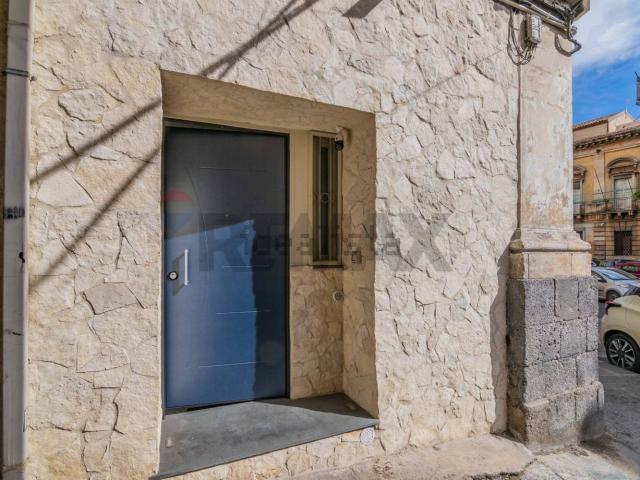 Appartamento in vendita di 82 m² in Via Giuseppe Garibaldi, 344