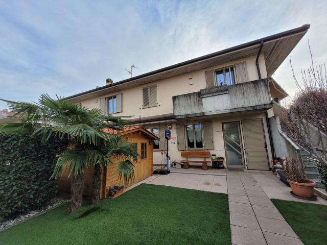Appartamento in vendita di 82 m² in Via Grazia Deledda, 9