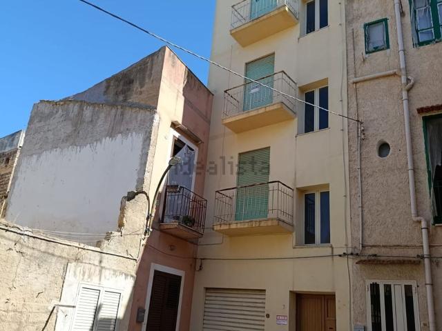 Appartamento in vendita di 82 m² in Via Gregorio Ugdulena, 22