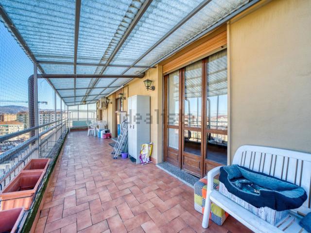 Appartamento in vendita di 82 m² in Via Guido Reni, 215