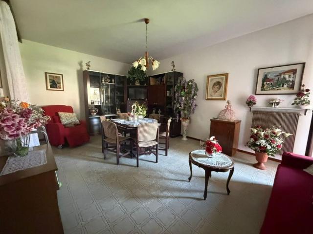 Appartamento in vendita di 82 m² in Via Martiri della Libertà