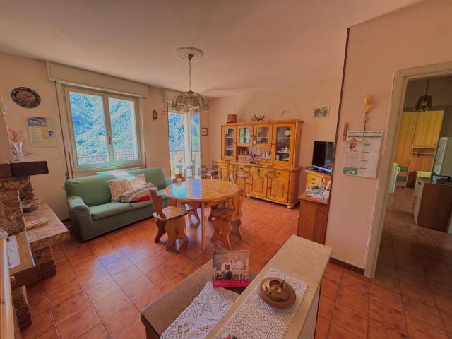 Appartamento in vendita di 82 m² in Via Padile, 43
