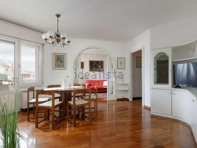 Appartamento in vendita di 82 m² in Via Raimondo D&apos Aronco